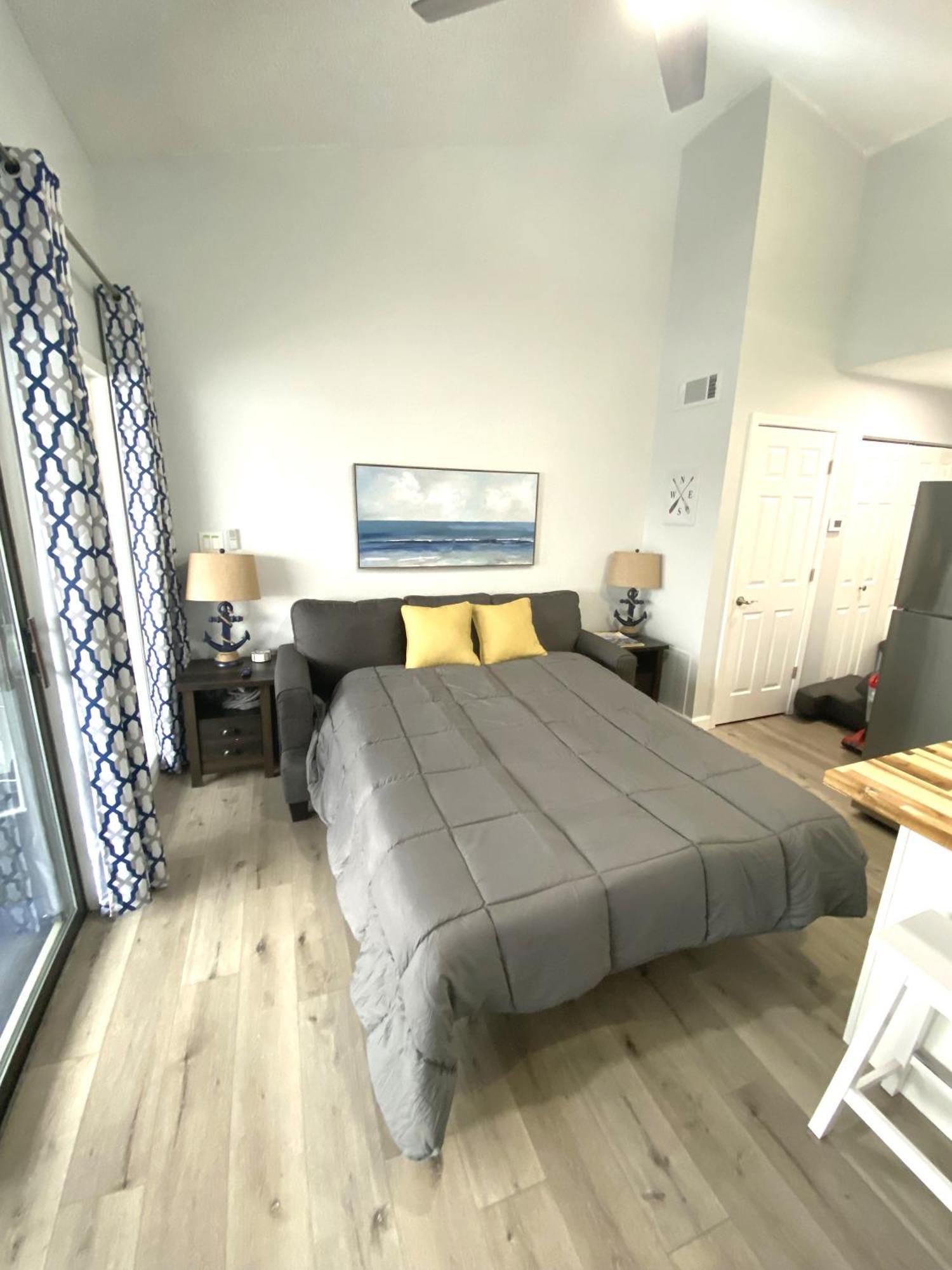 B Lakefront! Remodeled, Boat Slip, Patio Views, Pool, Boat Ramp, Wifi شاطئ أوسيدج المظهر الخارجي الصورة